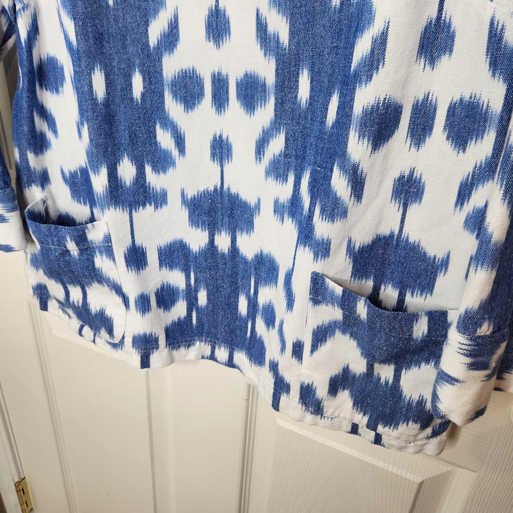 Vineyard Vines Ikat Blue White Top Boat Neck 3/4 Sleeves Size Large - Picture 4 of 8